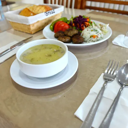 Doyuranlar Ata 호텔