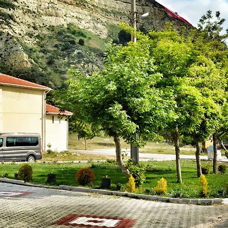 Doyuranlar Ata 3* エジェアバト