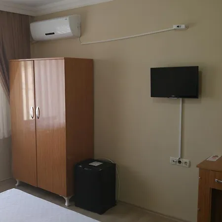 ホテル Doyuranlar Ata 3*