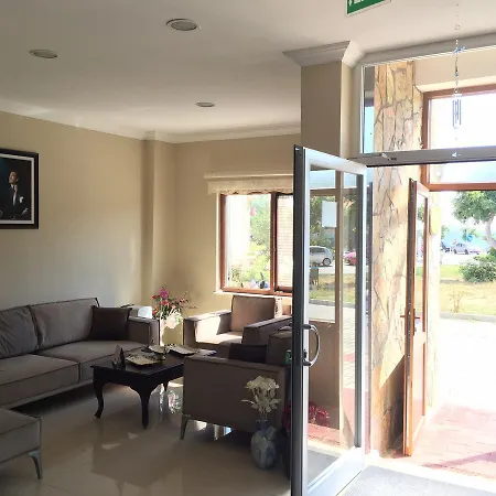 Doyuranlar Ata エジェアバト